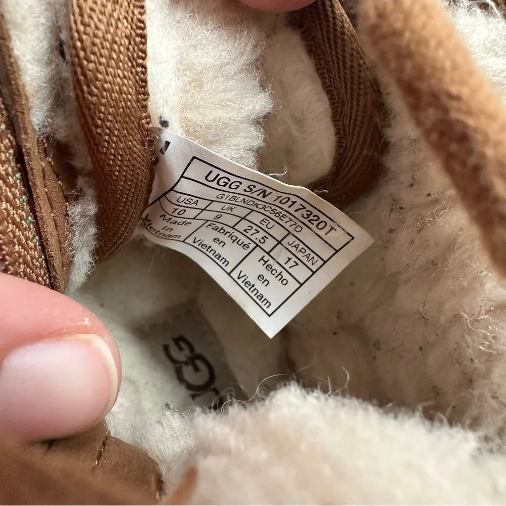 UGG Toddler Neumel Boots Size 10C